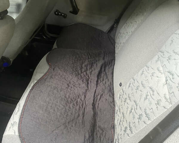 Серый ВАЗ 2111, объемом двигателя 1.6 л и пробегом 286 тыс. км за 2800 $, фото 10 на Automoto.ua