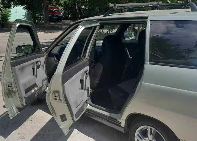 Сірий ВАЗ 2111, об'ємом двигуна 1.6 л та пробігом 160 тис. км за 2100 $, фото 11 на Automoto.ua