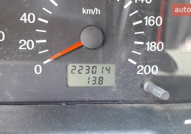 Серый ВАЗ 2111, объемом двигателя 1.6 л и пробегом 223 тыс. км за 1600 $, фото 4 на Automoto.ua