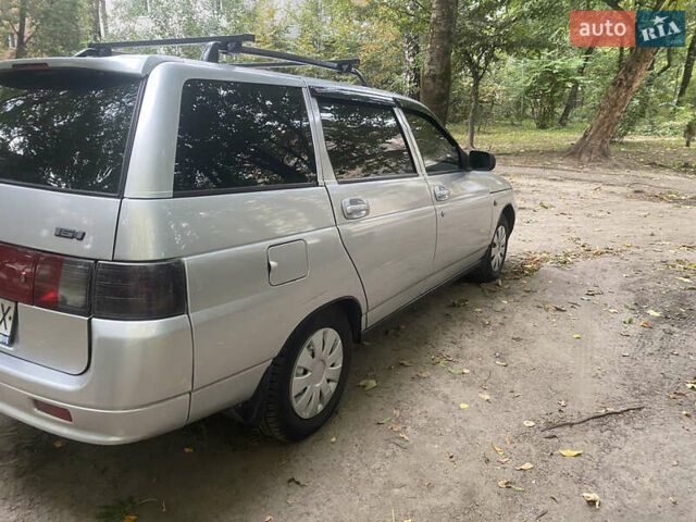 Серый ВАЗ 2111, объемом двигателя 1.6 л и пробегом 286 тыс. км за 2800 $, фото 4 на Automoto.ua