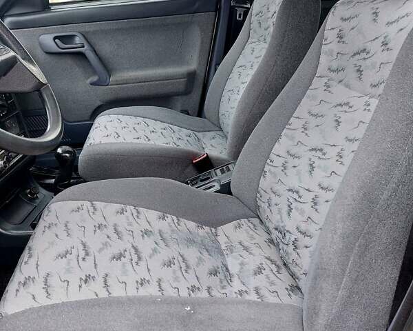 Серый ВАЗ 2111, объемом двигателя 1.6 л и пробегом 185 тыс. км за 2100 $, фото 13 на Automoto.ua