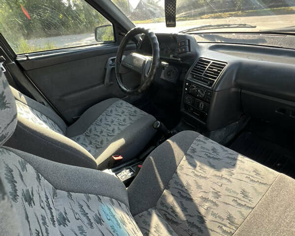 Сірий ВАЗ 2111, об'ємом двигуна 1.6 л та пробігом 218 тис. км за 2150 $, фото 15 на Automoto.ua