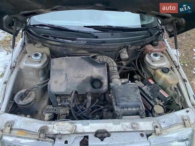 Серый ВАЗ 2111, объемом двигателя 1.6 л и пробегом 199 тыс. км за 1500 $, фото 3 на Automoto.ua