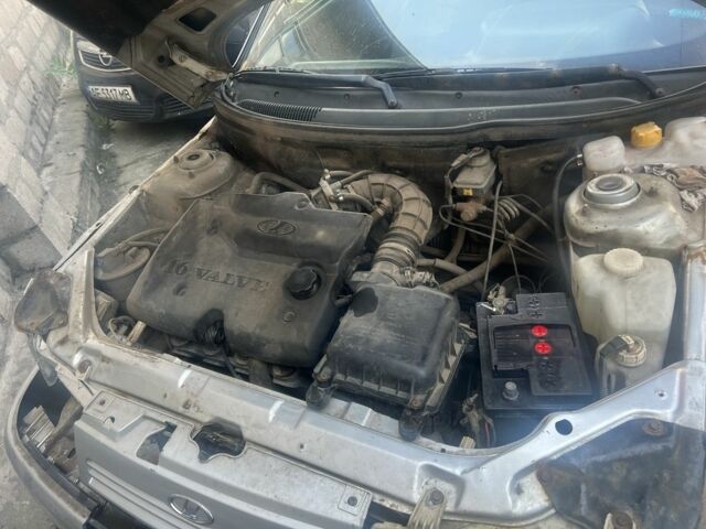 Сірий ВАЗ 2111, об'ємом двигуна 1.6 л та пробігом 220 тис. км за 716 $, фото 3 на Automoto.ua