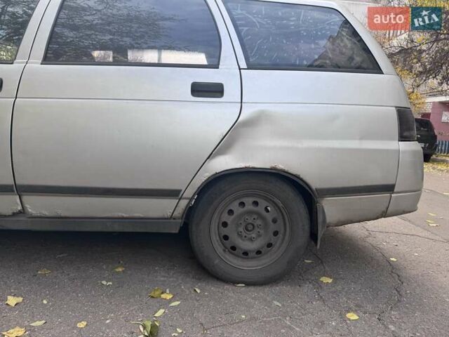 Серый ВАЗ 2111, объемом двигателя 1.6 л и пробегом 377 тыс. км за 1100 $, фото 14 на Automoto.ua
