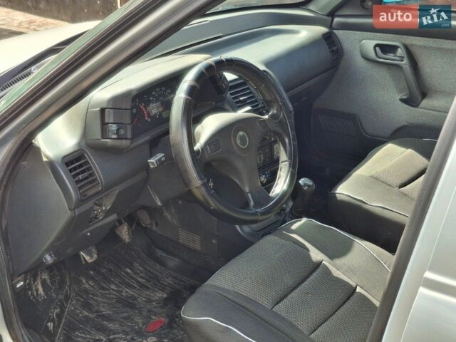 Сірий ВАЗ 2111, об'ємом двигуна 1.6 л та пробігом 225 тис. км за 1500 $, фото 6 на Automoto.ua