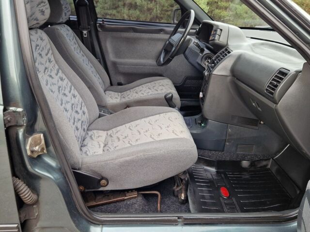 Серый ВАЗ 2111, объемом двигателя 1.6 л и пробегом 134 тыс. км за 2350 $, фото 16 на Automoto.ua