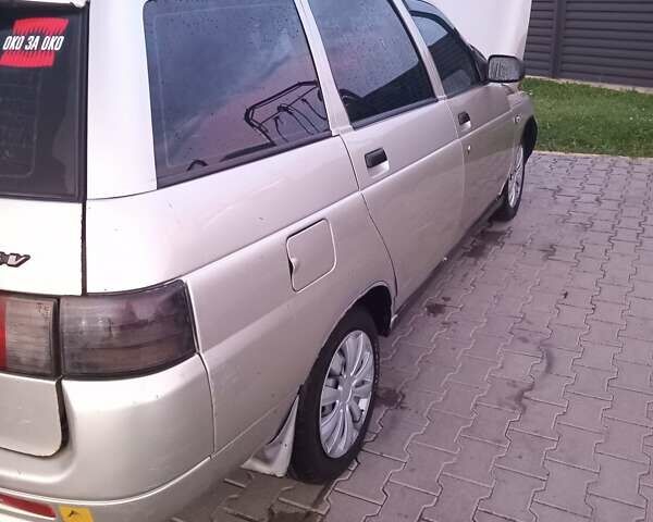 Серый ВАЗ 2111, объемом двигателя 1.6 л и пробегом 263 тыс. км за 1100 $, фото 2 на Automoto.ua