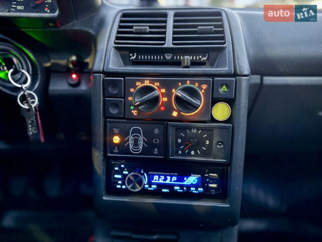 Серый ВАЗ 2111, объемом двигателя 1.6 л и пробегом 222 тыс. км за 899 $, фото 8 на Automoto.ua