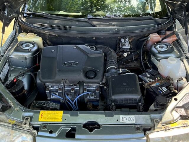 Серый ВАЗ 2111, объемом двигателя 1.6 л и пробегом 150 тыс. км за 1800 $, фото 7 на Automoto.ua