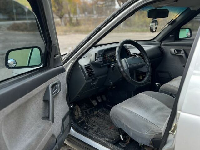 ВАЗ 2111 2007 в Чугуеве на Automoto.ua Серый ВАЗ 2111, объемом двигателя 1.6 л и пробегом 140 тыс. км за 1150 $, фото 9 на Automoto.ua