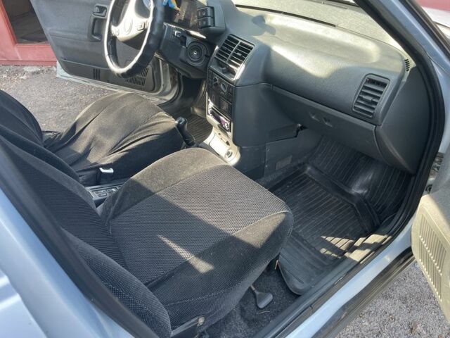 Серый ВАЗ 2111, объемом двигателя 1.6 л и пробегом 164 тыс. км за 1550 $, фото 8 на Automoto.ua