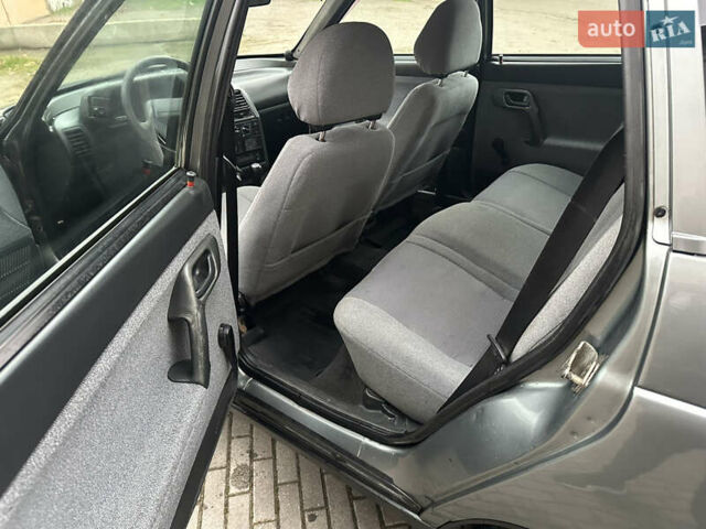 Серый ВАЗ 2111, объемом двигателя 1.6 л и пробегом 274 тыс. км за 2800 $, фото 9 на Automoto.ua