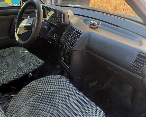 ВАЗ 2111 2007 в Шепетовке на Automoto.ua Серый ВАЗ 2111, объемом двигателя 1.6 л и пробегом 166 тыс. км за 1650 $, фото 2 на Automoto.ua