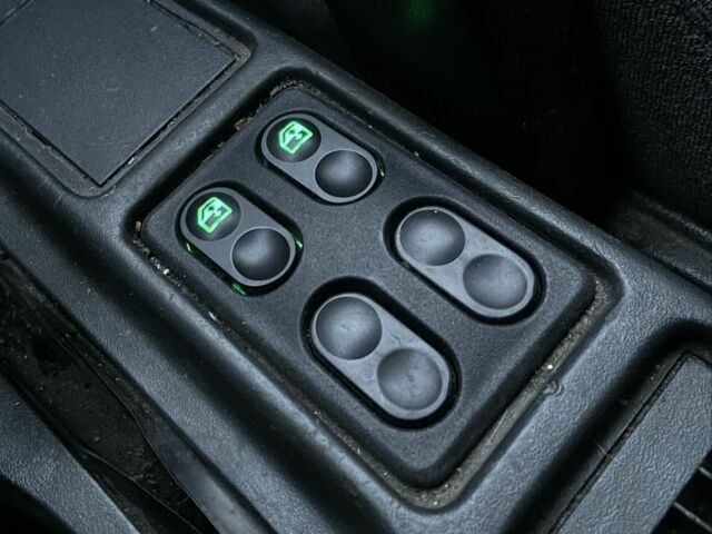 Сірий ВАЗ 2111, об'ємом двигуна 1.6 л та пробігом 260 тис. км за 1299 $, фото 8 на Automoto.ua