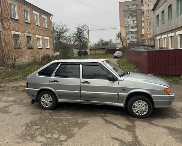 Серый ВАЗ 2111, объемом двигателя 1.6 л и пробегом 200 тыс. км за 2000 $, фото 3 на Automoto.ua