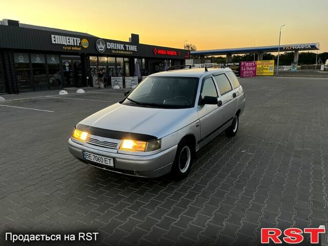 Серый ВАЗ 2111, объемом двигателя 1.6 л и пробегом 214 тыс. км за 1400 $, фото 5 на Automoto.ua