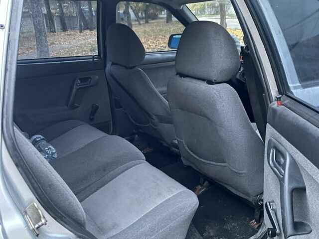 Сірий ВАЗ 2111, об'ємом двигуна 1.6 л та пробігом 260 тис. км за 1299 $, фото 6 на Automoto.ua