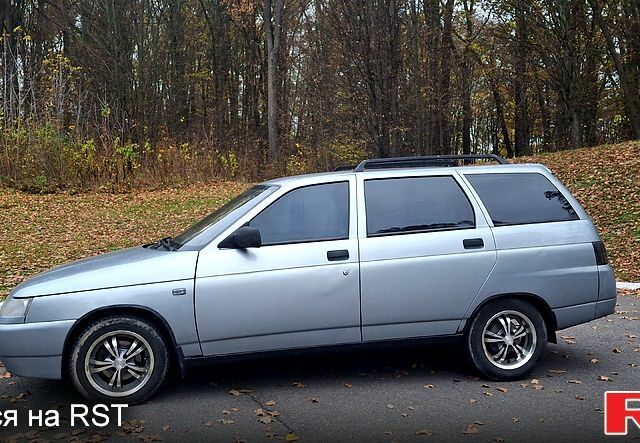 Серый ВАЗ 2111, объемом двигателя 1.6 л и пробегом 256 тыс. км за 2100 $, фото 4 на Automoto.ua