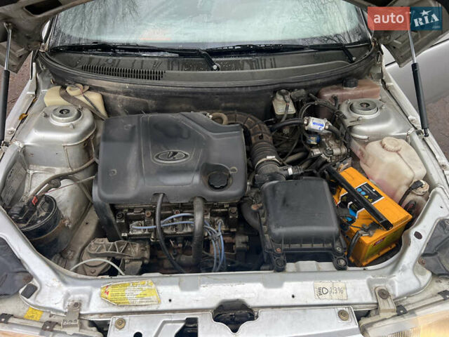 Серый ВАЗ 2111, объемом двигателя 1.6 л и пробегом 177 тыс. км за 1650 $, фото 11 на Automoto.ua