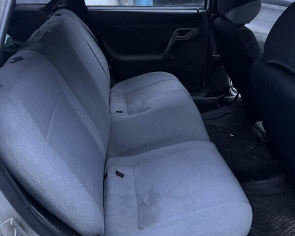 Серый ВАЗ 2111, объемом двигателя 1.6 л и пробегом 230 тыс. км за 1000 $, фото 6 на Automoto.ua