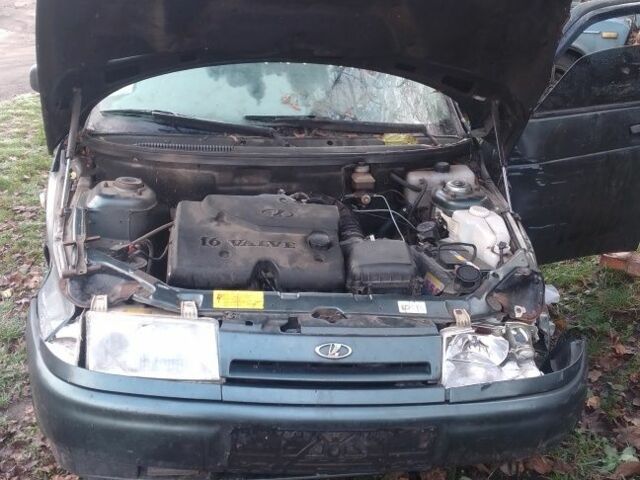 Серый ВАЗ 2111, объемом двигателя 1.6 л и пробегом 100 тыс. км за 286 $, фото 3 на Automoto.ua