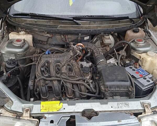 Серый ВАЗ 2111, объемом двигателя 1.6 л и пробегом 222 тыс. км за 1000 $, фото 3 на Automoto.ua