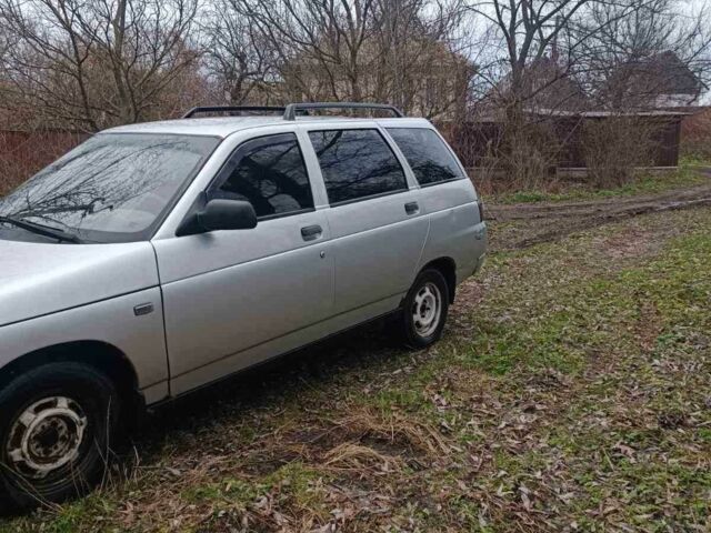 Серый ВАЗ 2111, объемом двигателя 1.6 л и пробегом 200 тыс. км за 850 $, фото 3 на Automoto.ua