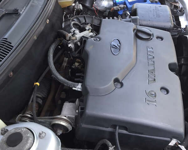 Сірий ВАЗ 2111, об'ємом двигуна 1.6 л та пробігом 78 тис. км за 2550 $, фото 7 на Automoto.ua