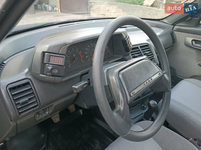 Сірий ВАЗ 2111, об'ємом двигуна 1.6 л та пробігом 255 тис. км за 2300 $, фото 25 на Automoto.ua