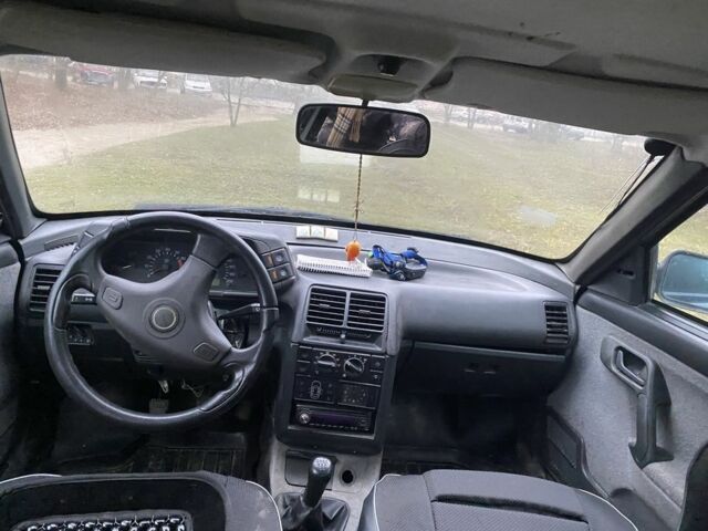 Серый ВАЗ 2111, объемом двигателя 1.6 л и пробегом 575 тыс. км за 1539 $, фото 5 на Automoto.ua