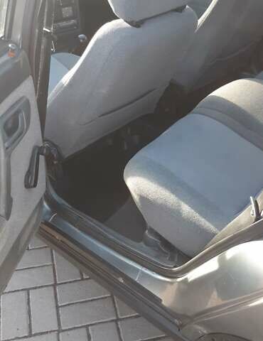 Серый ВАЗ 2111, объемом двигателя 1.6 л и пробегом 251 тыс. км за 1850 $, фото 17 на Automoto.ua