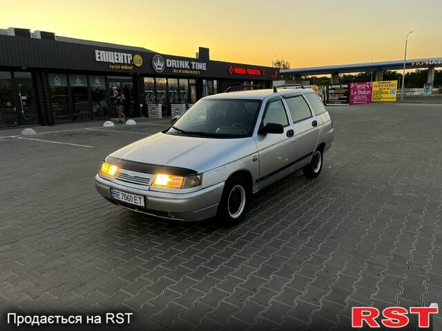 Серый ВАЗ 2111, объемом двигателя 1.6 л и пробегом 214 тыс. км за 1400 $, фото 6 на Automoto.ua