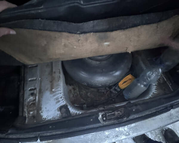 Серый ВАЗ 2111, объемом двигателя 1.6 л и пробегом 230 тыс. км за 1000 $, фото 11 на Automoto.ua