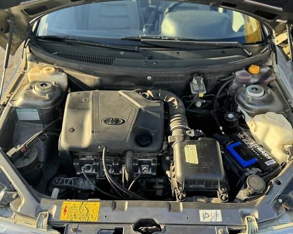 Серый ВАЗ 2111, объемом двигателя 1.6 л и пробегом 57 тыс. км за 3100 $, фото 13 на Automoto.ua