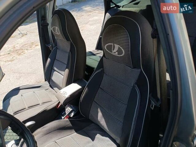 ВАЗ 2111 2007 в Кременчуге на Automoto.ua Серый ВАЗ 2111, объемом двигателя 1.6 л и пробегом 250 тыс. км за 1245 $, фото 3 на Automoto.ua