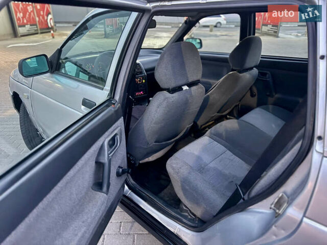 Серый ВАЗ 2111, объемом двигателя 1.6 л и пробегом 222 тыс. км за 899 $, фото 4 на Automoto.ua