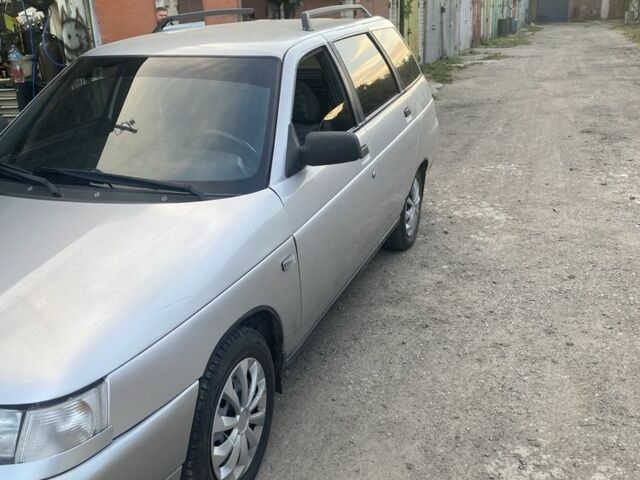 Серый ВАЗ 2111, объемом двигателя 1.6 л и пробегом 115 тыс. км за 2200 $, фото 3 на Automoto.ua