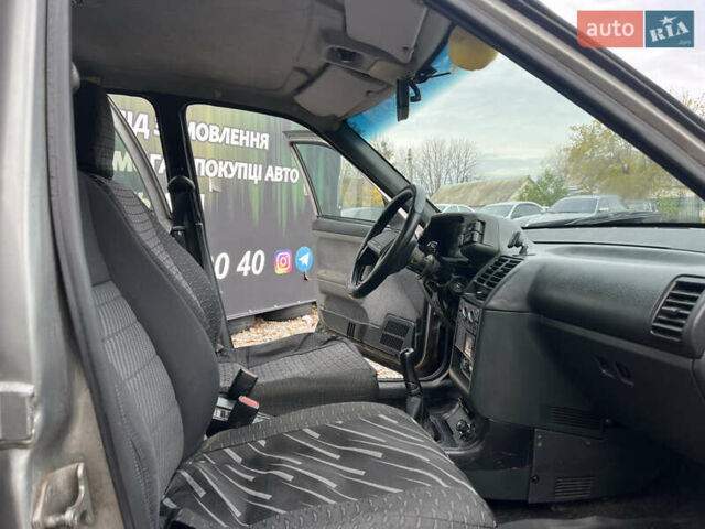 ВАЗ 2111 2007 в Харькове на Automoto.ua Серый ВАЗ 2111, объемом двигателя 1.6 л и пробегом 230 тыс. км за 900 $, фото 17 на Automoto.ua