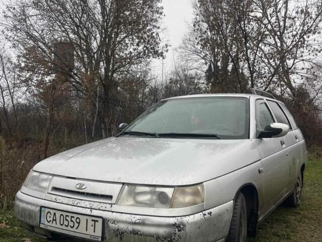 Серый ВАЗ 2111, объемом двигателя 1.6 л и пробегом 266 тыс. км за 949 $, фото 2 на Automoto.ua