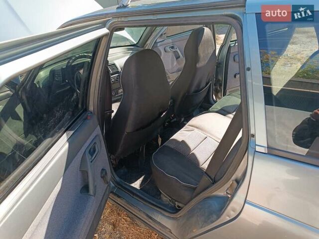 ВАЗ 2111 2007 в Кременчуге на Automoto.ua Серый ВАЗ 2111, объемом двигателя 1.6 л и пробегом 250 тыс. км за 1245 $, фото 5 на Automoto.ua