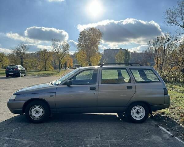 Серый ВАЗ 2111, объемом двигателя 1.6 л и пробегом 57 тыс. км за 3100 $, фото 4 на Automoto.ua