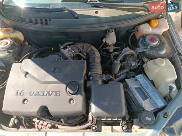 ВАЗ 2111 2007 в Кременчуге на Automoto.ua Серый ВАЗ 2111, объемом двигателя 1.6 л и пробегом 250 тыс. км за 1245 $, фото 6 на Automoto.ua