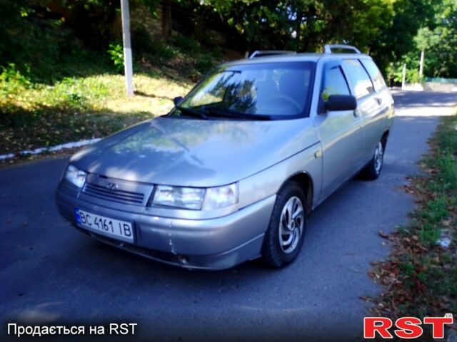 Серый ВАЗ 2111, объемом двигателя 1.6 л и пробегом 175 тыс. км за 1750 $, фото 2 на Automoto.ua