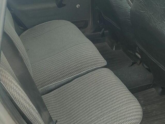 Серый ВАЗ 2111, объемом двигателя 1.6 л и пробегом 159 тыс. км за 1600 $, фото 6 на Automoto.ua