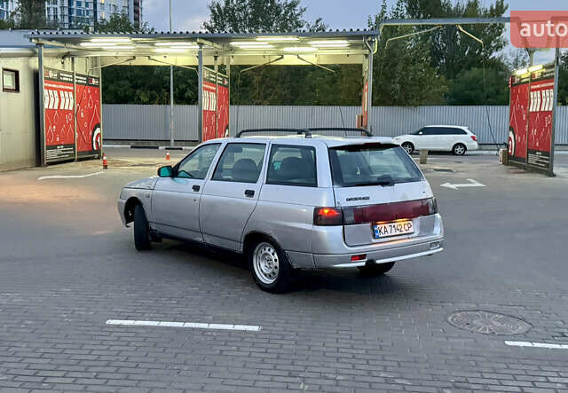 Серый ВАЗ 2111, объемом двигателя 1.6 л и пробегом 222 тыс. км за 899 $, фото 3 на Automoto.ua