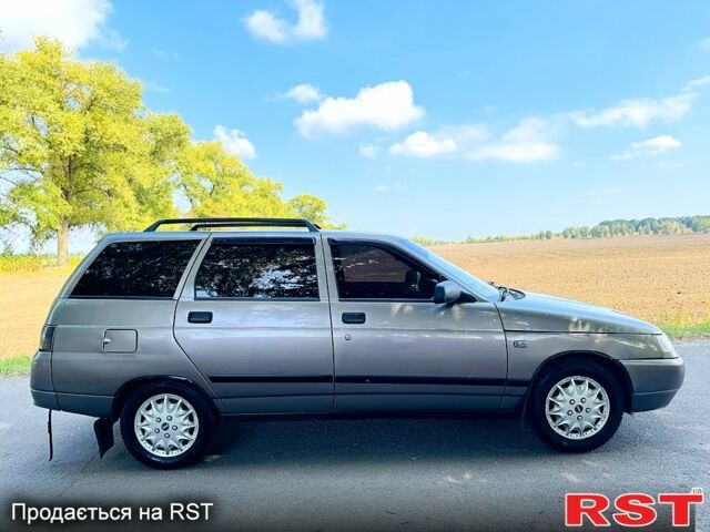 Серый ВАЗ 2111, объемом двигателя 1.6 л и пробегом 122 тыс. км за 2900 $, фото 2 на Automoto.ua