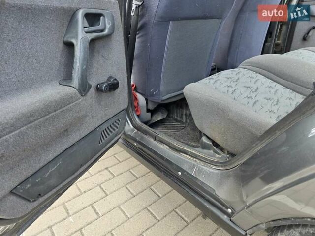 Серый ВАЗ 2111, объемом двигателя 1.6 л и пробегом 322 тыс. км за 1960 $, фото 16 на Automoto.ua