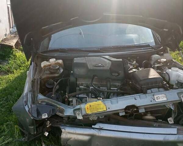 Серый ВАЗ 2111, объемом двигателя 1.6 л и пробегом 57 тыс. км за 900 $, фото 9 на Automoto.ua