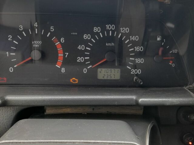 Серый ВАЗ 2111, объемом двигателя 1.6 л и пробегом 210 тыс. км за 2200 $, фото 2 на Automoto.ua